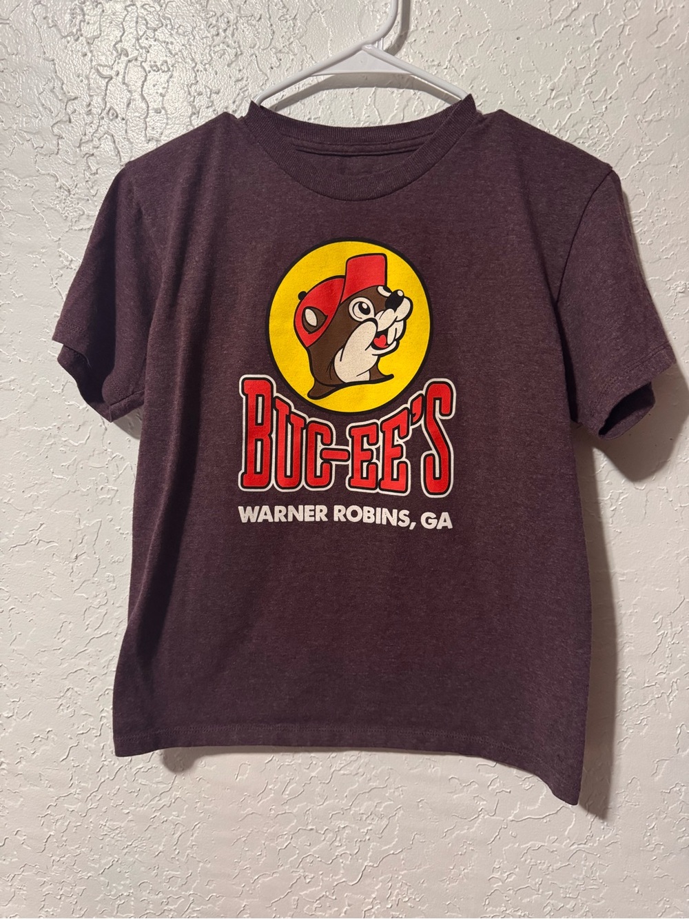 Buc ees Buc-ees Youth Logo Short Sleeve Warner Robins, Georgia Shirt
Youth large